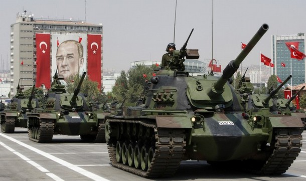 “Turquía Prepara 12.000 Soldados para Intervenir Militarmente en el Norte de Siria” 